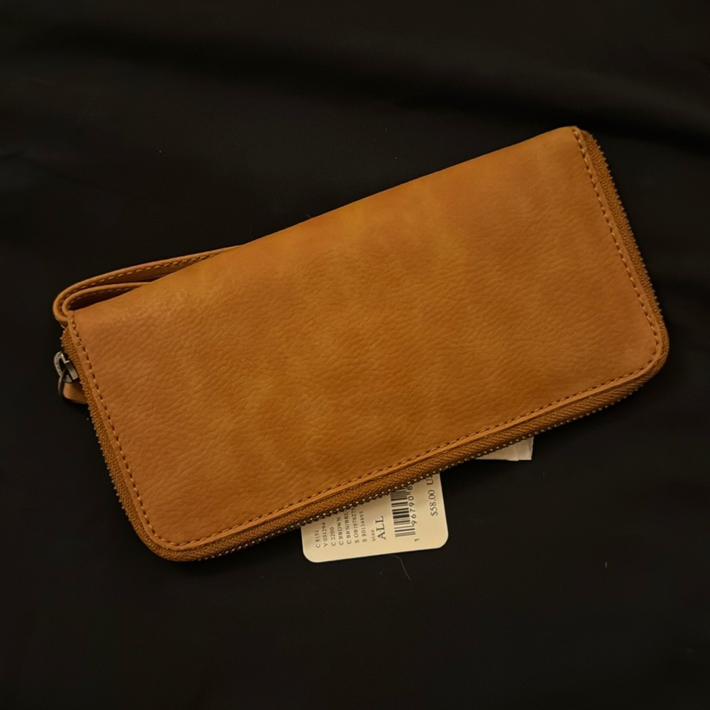 Free people wallet